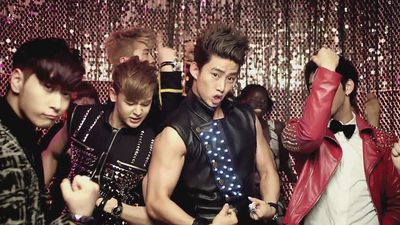 Hands Up, 2PM
